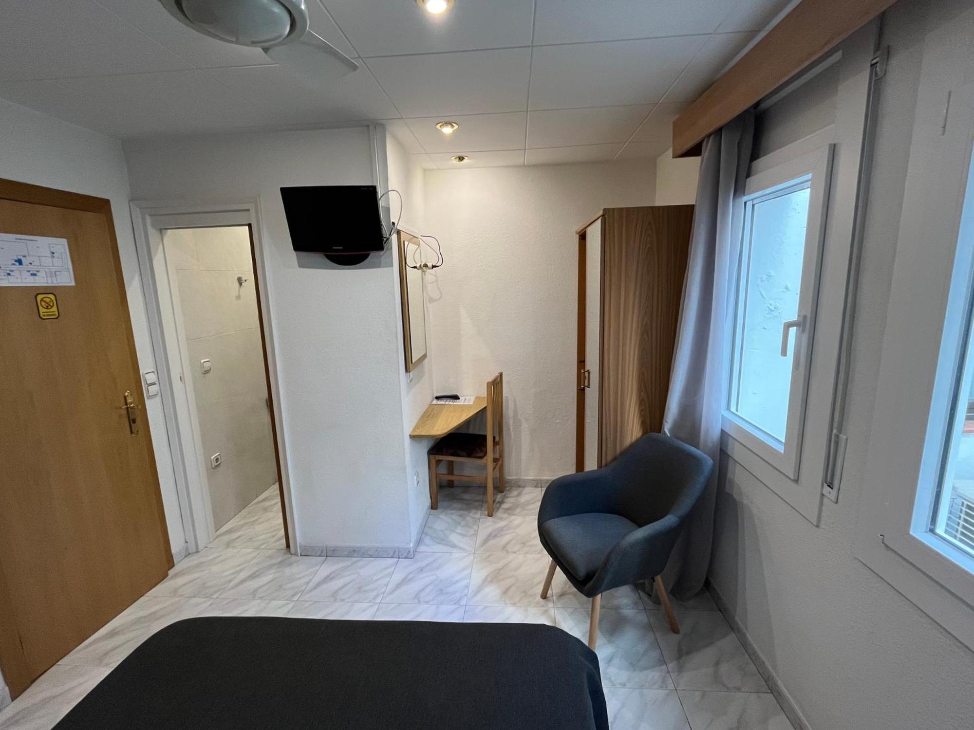 Hostal Tarres Anglés Quarto foto
